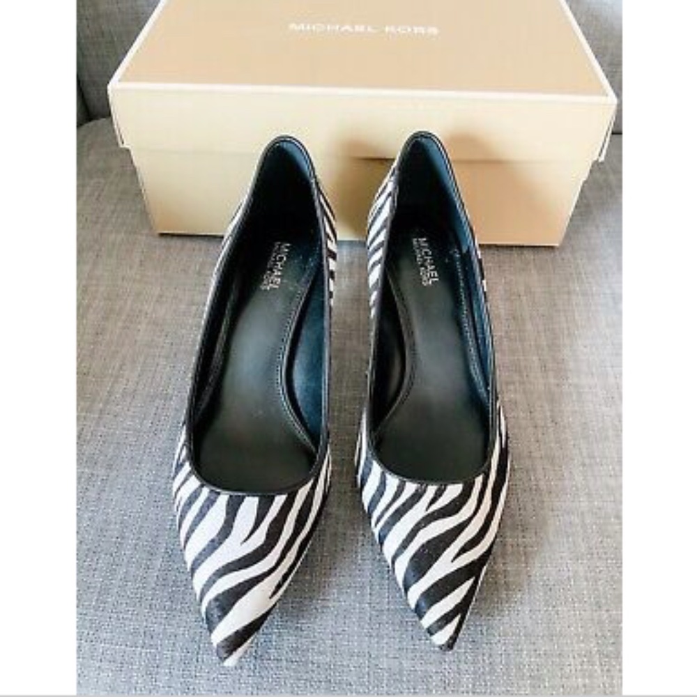 NIB Michael Kors MK- Flex Calf Hair Kitten Heels - Picture 3 of 4